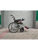 Fauteuil roulant électrique pliable Easy Pro à 4 roues, 500 watts, avec joystick et longue autonomie. – Image 4